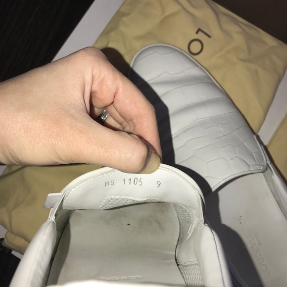 Authentic Men’s Louis Vuitton Leather Slip On Shoe - Picture 5 of 6